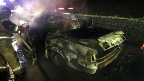 В Красноармейском районе три человека сгорели заживо в результате аварии на трассе